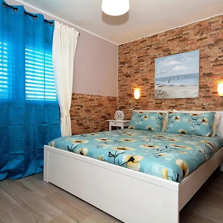 Chill Out In Puerto Del Carmen Апартаменти *