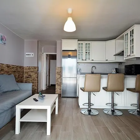 Chill Out In Puerto Del Carmen Пуерто-дель-Кармен